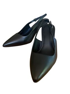 Vince women’s Patrice Black leather  Pointed Slingback Mules size 8 NWOB